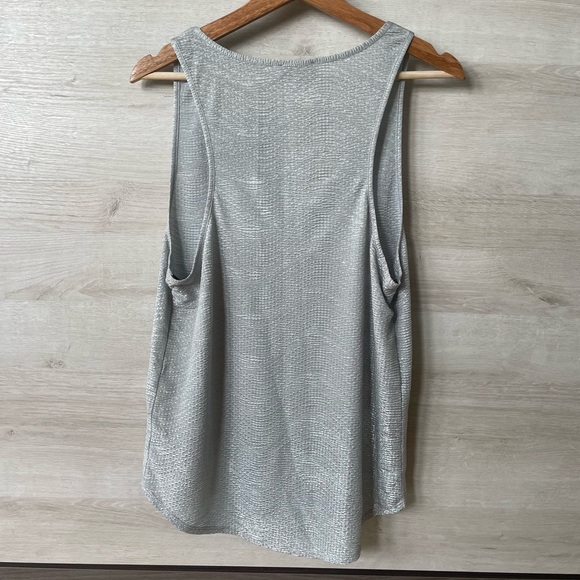 Topshop Silver Light Gray Wavy Textured Sleeveless Tank Top - Picture 2 of 8